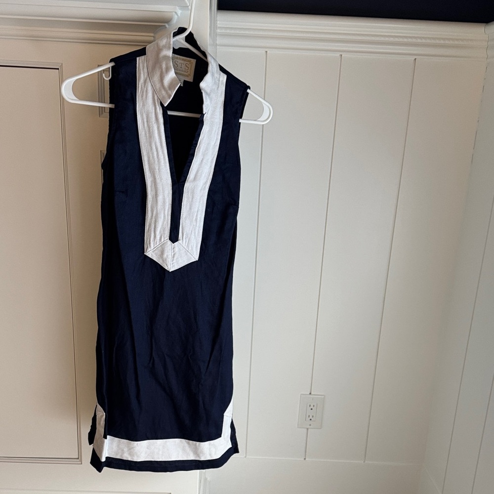 Sail to Sable Black and Cream Textured Dress